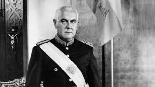 Asume como presidente