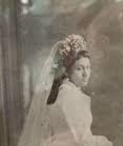 Se casa con Doña Guadalupe Castro