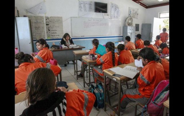 Aparición de la Telesecundaria en México