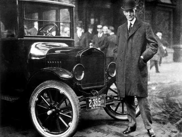 Henry Ford produces his first Model T (car)
