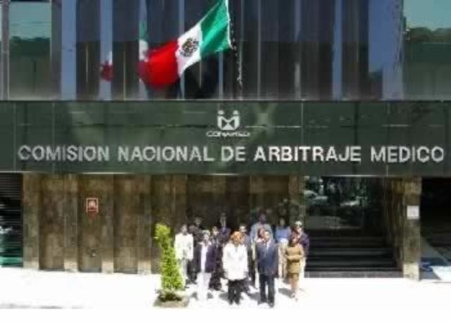 Creación de la Comisión Nacional de Arbitraje Médico (CONAMED).