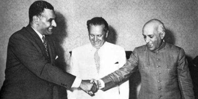 2)	L’affirmation des pays du tiers-monde par le mouvement non-aligné