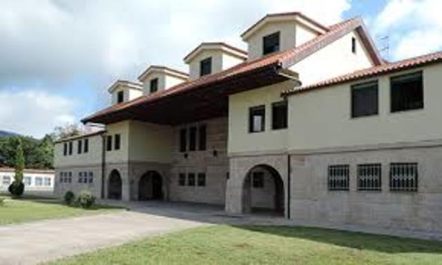 Construyo una nueva casa para sus hermanos maristas