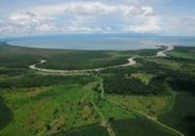 Rodrigo de Bastidas y Juan de la Cosa recorrieron la costa desde el cabo de la Vela hasta Urabá
