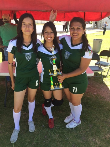 Selección de volleyball en bachiller.