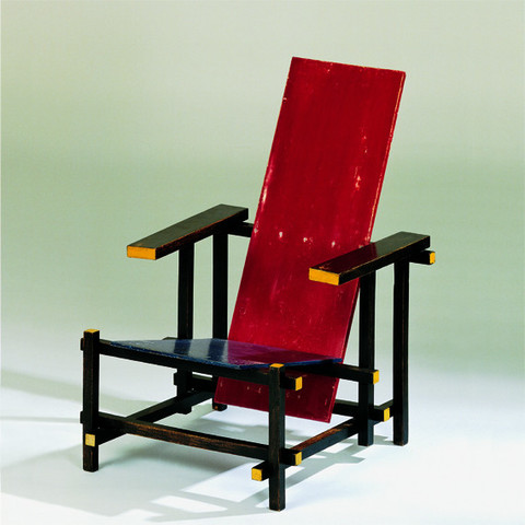 Rood-blauwe stoel van Gerrit Rietveld (dutch design)