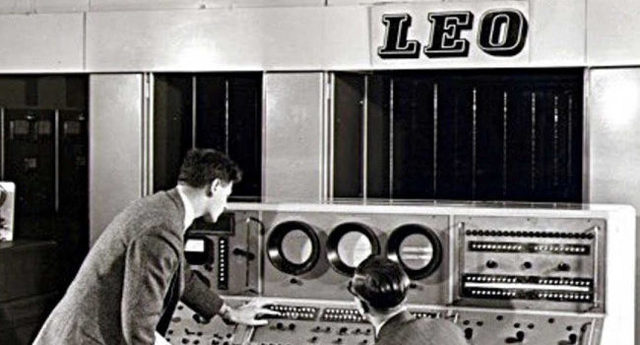 Primera generación de computadoras: LEO