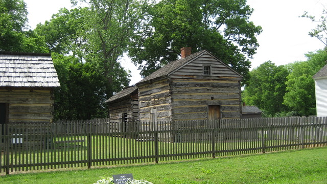 Robert Owen Founded the New Harmony Community