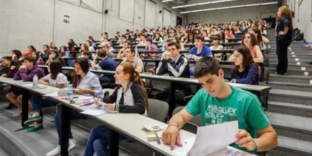 estudios universitarios