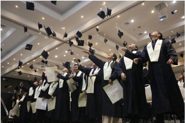 Graduación del técnico en Educación infantil