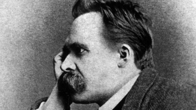 Friedrich Wilhelm Nietzsche "Filósofo, poeta, músico y filólogo alemán"