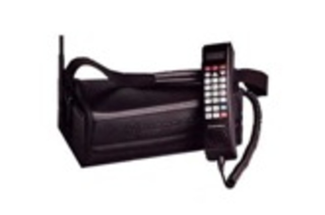 Motorola's Bag Phone 2900