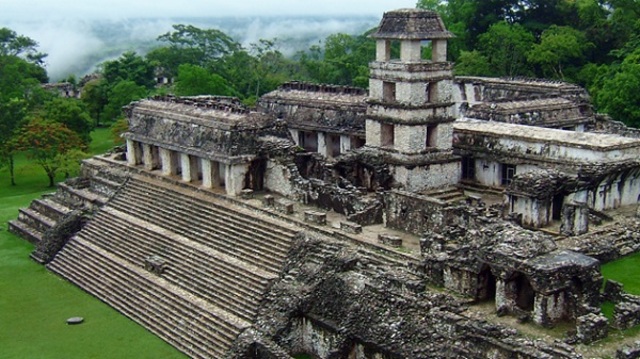 Comienza la Construccion de los Primeros Centros Urbanos Mayas