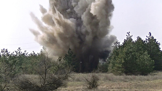 Ali is killed by a Land Mine