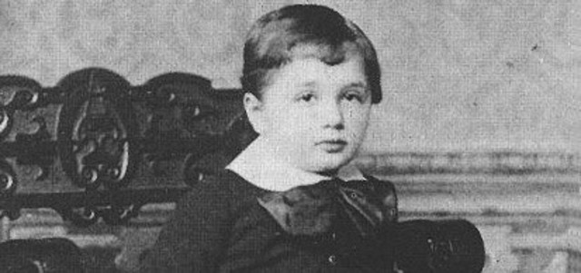 Albert Einsten