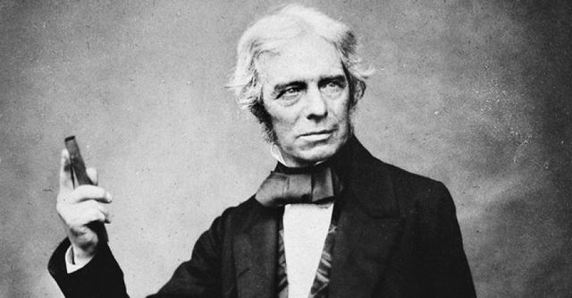 Faraday: analisi effetto passaggio corrente nelle soluzioni