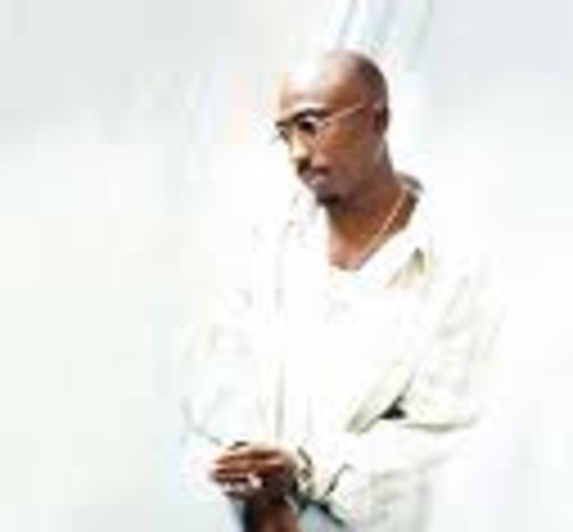 2PAC - GREATEST HITS