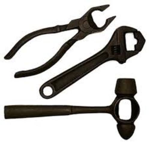 Uso de acero para las herramientas y maquinas