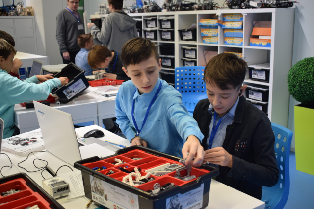 II (очный) тур региональной олимпиады школьников (Чемпионат) по робототехнике