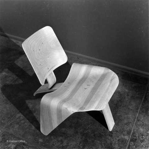 Madera contrachapada moldeada a presión