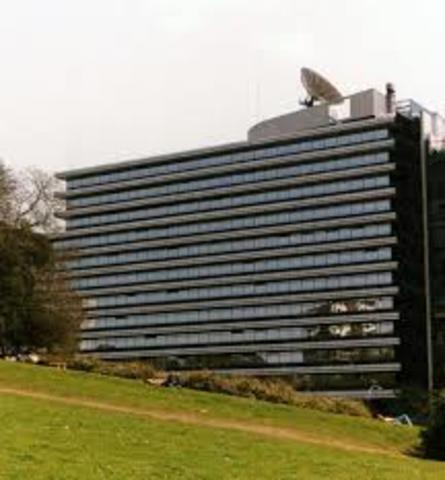 Edificio American Express / M R Alvarez