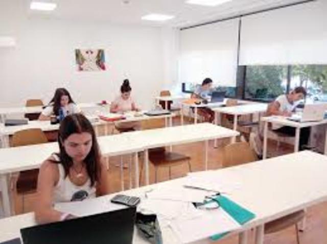 Juliana begins a PhD