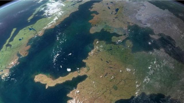 PRIMERAS MASAS CONTINENTALES