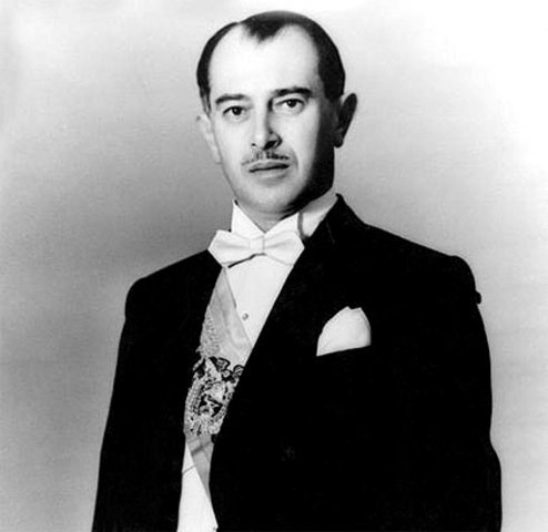 Biographia Camilo Ponce