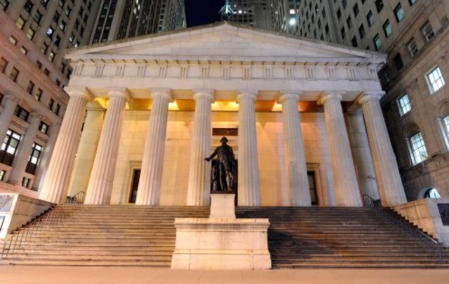 nation’s first president at Federal Hall,