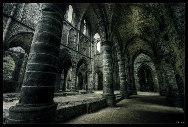 Queda da Capela de Vienna destruída pela segunda inquisição