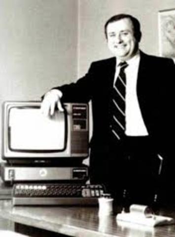 1979: Michale Aldrich inventa las compras online.