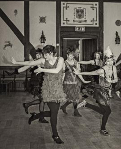 The Charleston Dance Craze