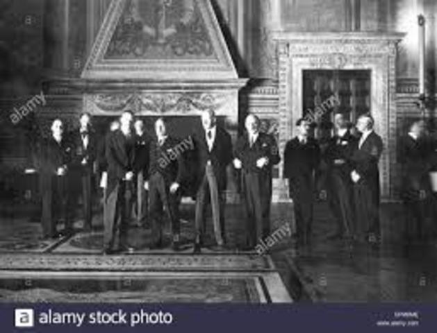 Four-Power Pacted signed 4/5 2/5