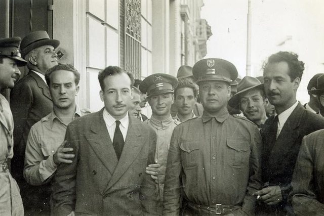 Un golpe organizado por la CIA derroca al presidente Arbenz en Guatemala