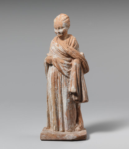 Terracotta statue of a standing girl (Hellenistic)