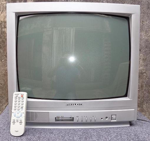 Televisor a control remoto