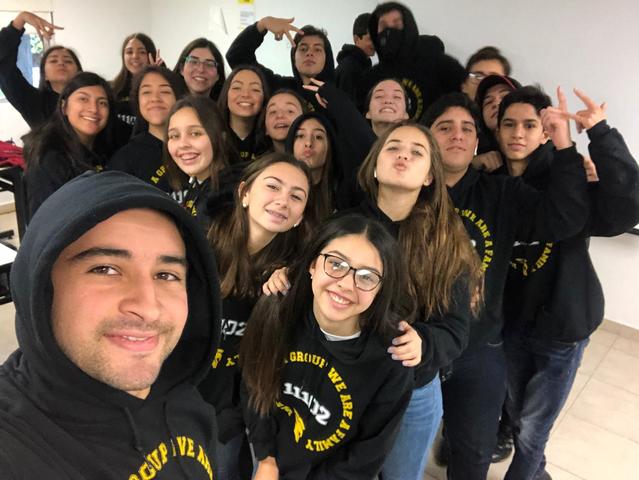 VALORES UDEM // pertenencia