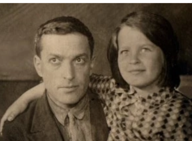 LEV SEMIÓNOVICH VYGOTSKY