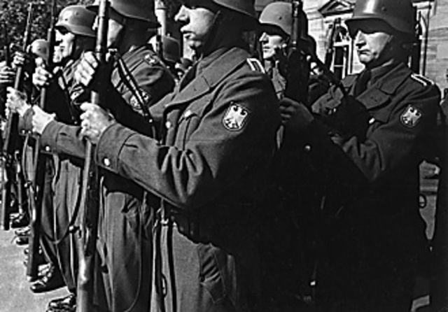 Vladek is sent to the frontier