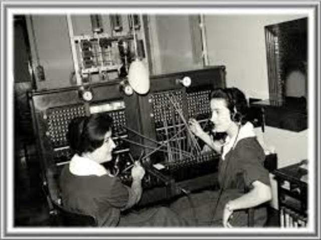 HISTORIA DE  TELECOMUNICACIÓN?