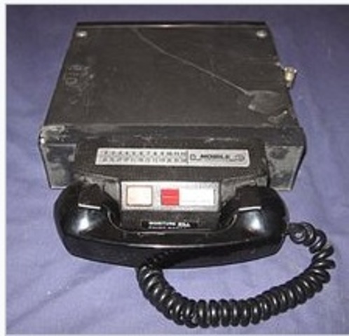 RADIO Y TELEFONÍA MÓVIL