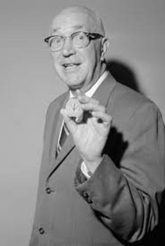 Gordon Allport  "importancia de los factores individuales" (Teoría fenomenológica de la personalidad)