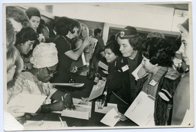 Las mujeres se involucran en la ciencia