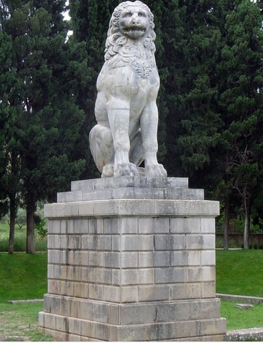 Filipo II derrota a la Liga Helénica en la batalla de Queronea y se convierte en el gobernante de Grecia