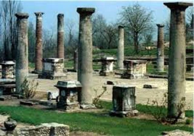 la città divenne un municipio latino