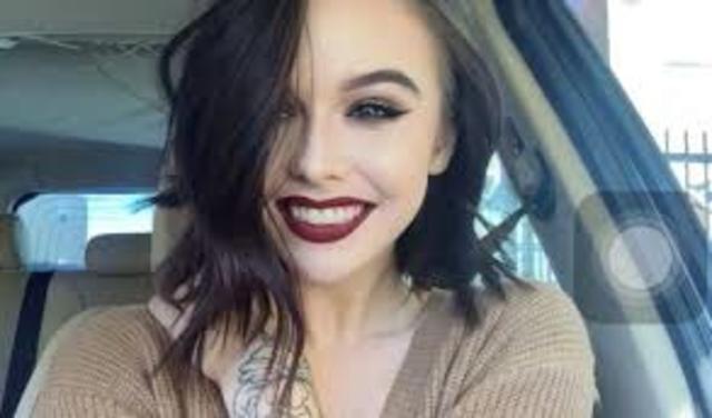 Acacia Brinley was born