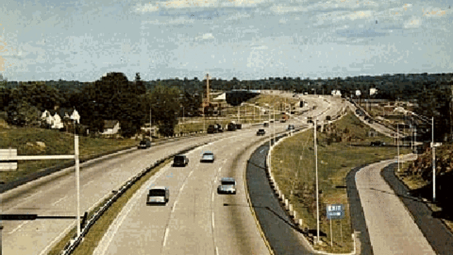 129-mile Connecticut Turnpike opened.