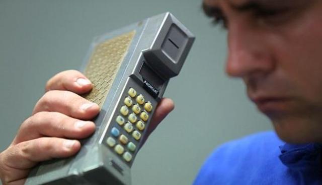 SERVICIO DE TELEFONÍA MÓVIL