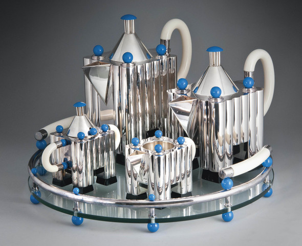 ICONIC DESIGN / Coffee and Tea Piazza