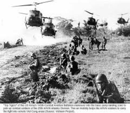 Chinese divisions enter fighting